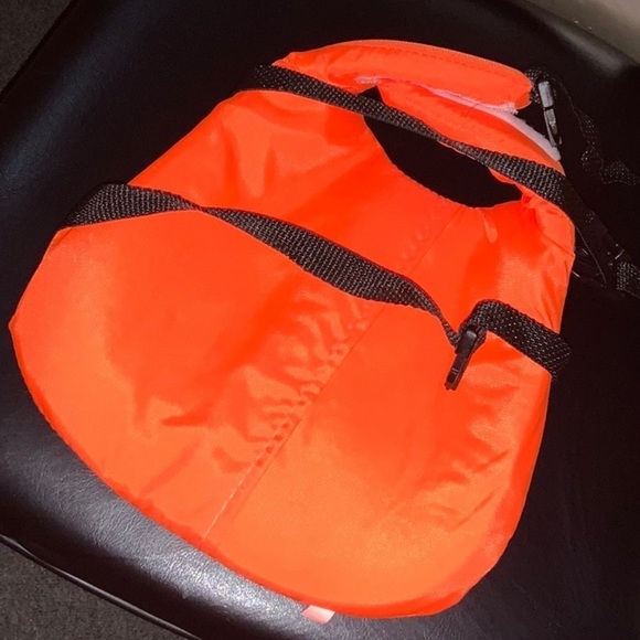 Pet Life Preserver - Picture 3 of 4